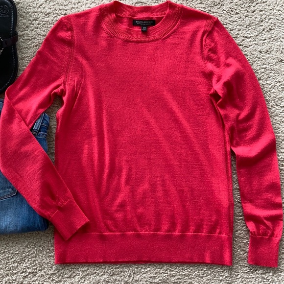 Banana Republic Merino Wool Sweater - Picture 2 of 6
